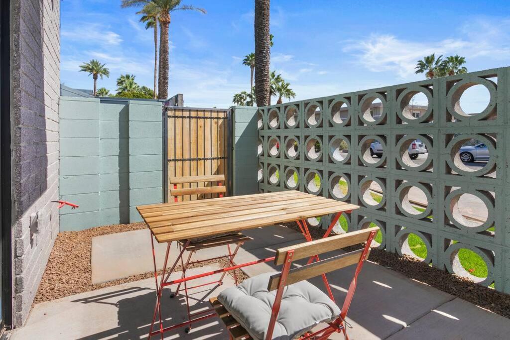 Large Studio Rooftop & Poolside - Walk To Old Town Scottsdale Exteriér fotografie